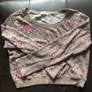 Crop top sweater